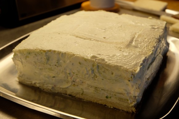 Undecorated Smörgåstårta